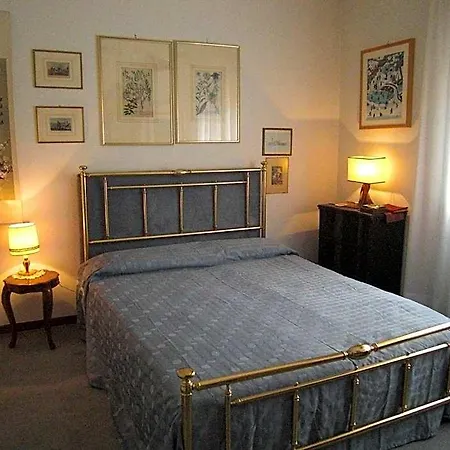 Castellani 4*